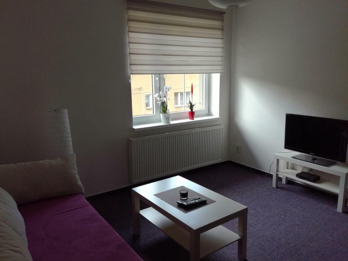 Apartman Prefa Benesov nad Ploucnici المظهر الخارجي الصورة